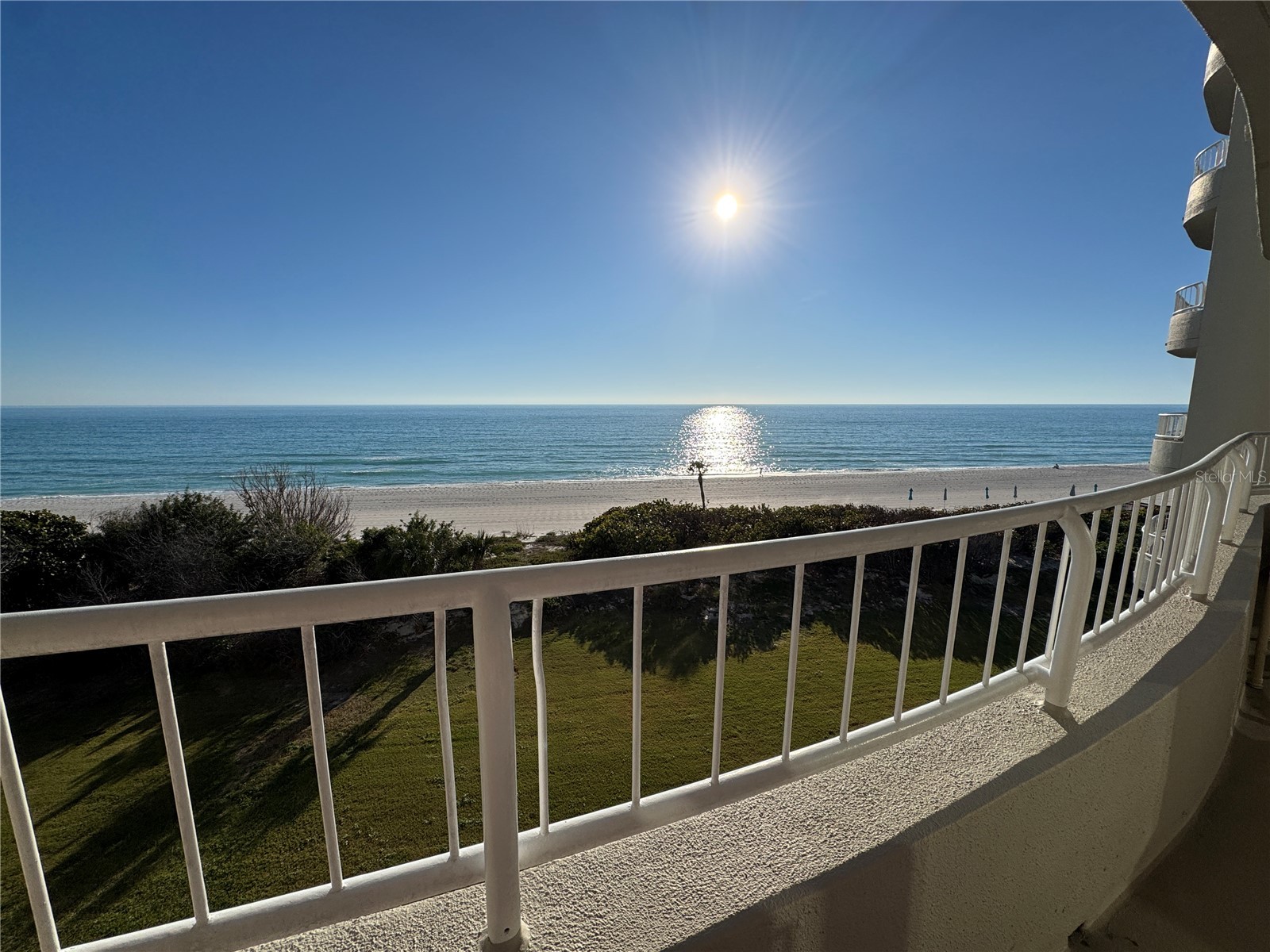 775 Longboat Club Road #401 Longboat Key FL 34228 - GULF OF MEXICO A4681439 image3