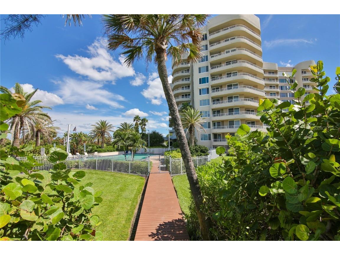 775 Longboat Club Road #405 Longboat Key FL 34228 A4486249 image1