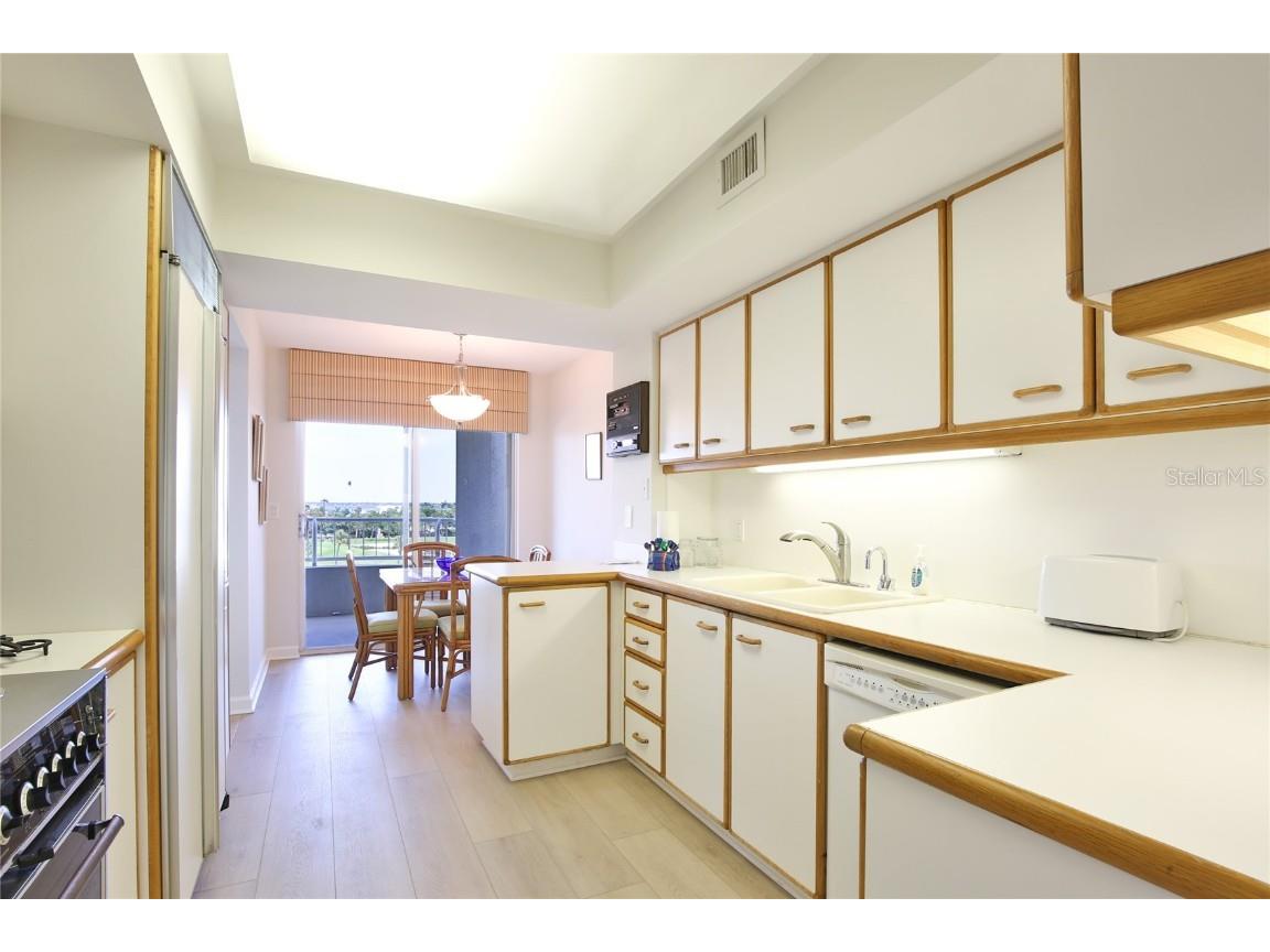 775 Longboat Club Road #405 Longboat Key FL 34228 A4486249 image12