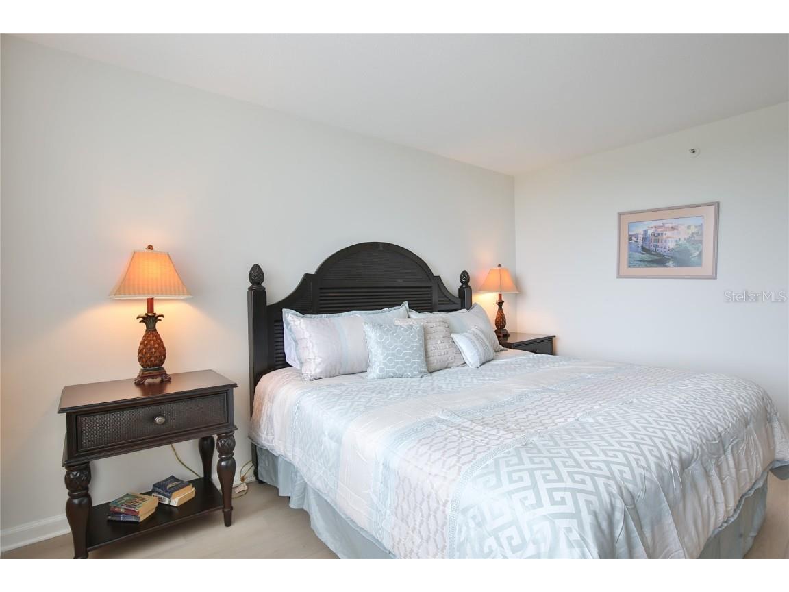 775 Longboat Club Road #405 Longboat Key FL 34228 A4486249 image14