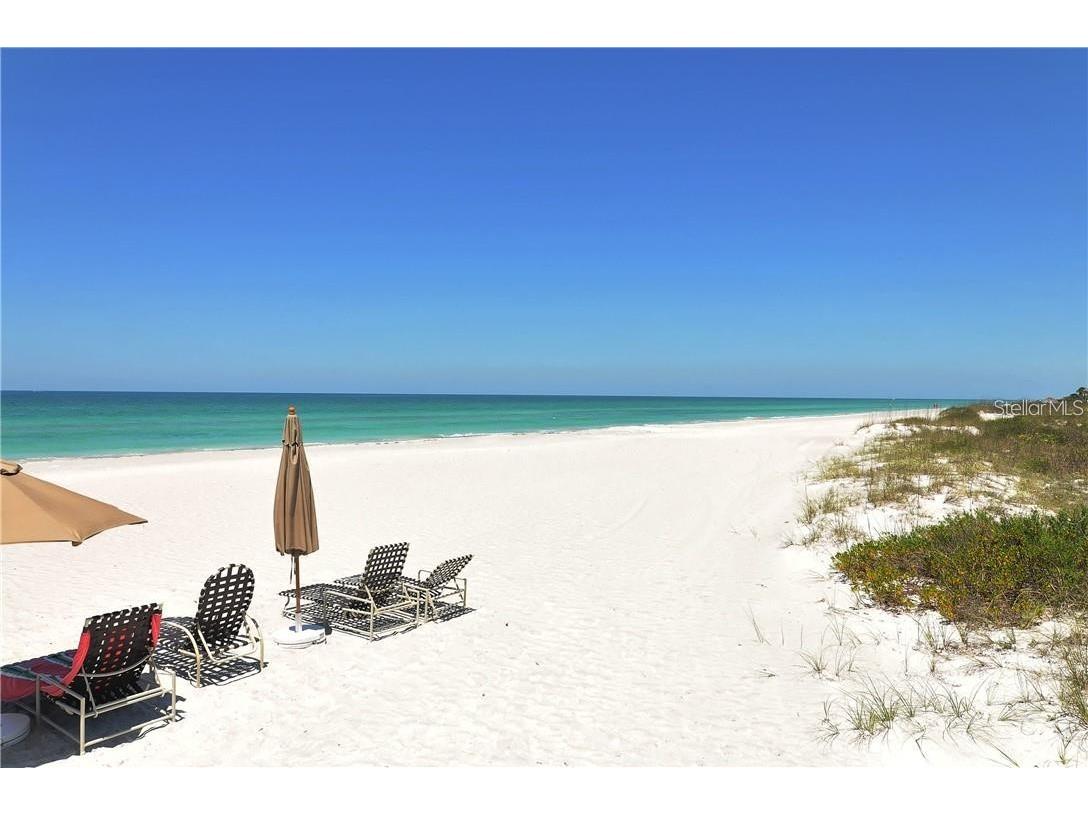 775 Longboat Club Road #405 Longboat Key FL 34228 A4486249 image32