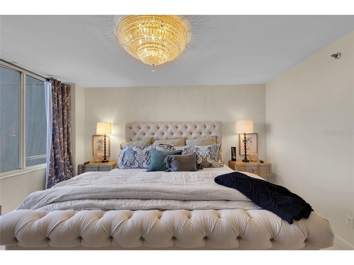 775 Longboat Club Road #705 Longboat Key FL 34228 - GULF OF AMERICA A4672711 image12