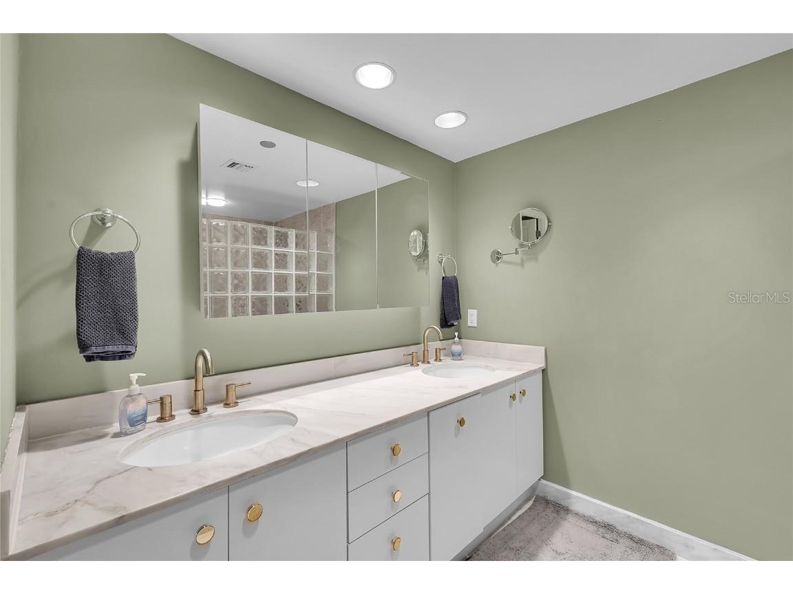 775 Longboat Club Road #705 Longboat Key FL 34228 - GULF OF AMERICA A4672711 image15