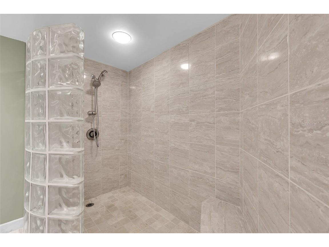 775 Longboat Club Road #705 Longboat Key FL 34228 - GULF OF AMERICA A4672711 image16