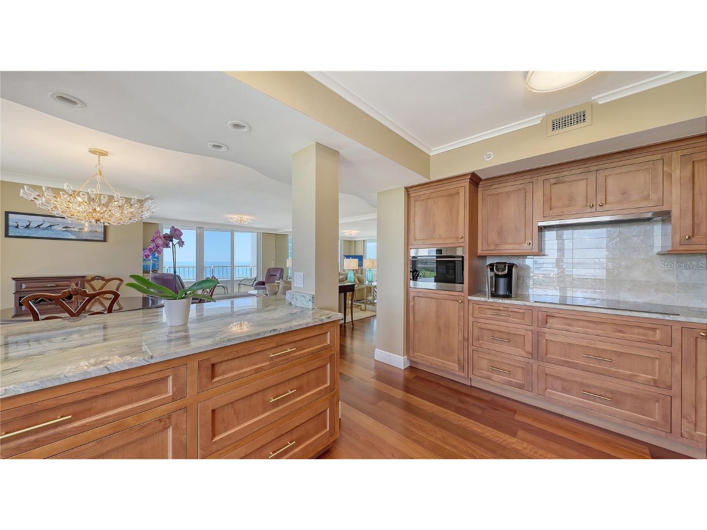 775 Longboat Club Road #807 Longboat Key FL 34228 - GULF OF MEXICO / SARASOTA BAY A4667077 image26