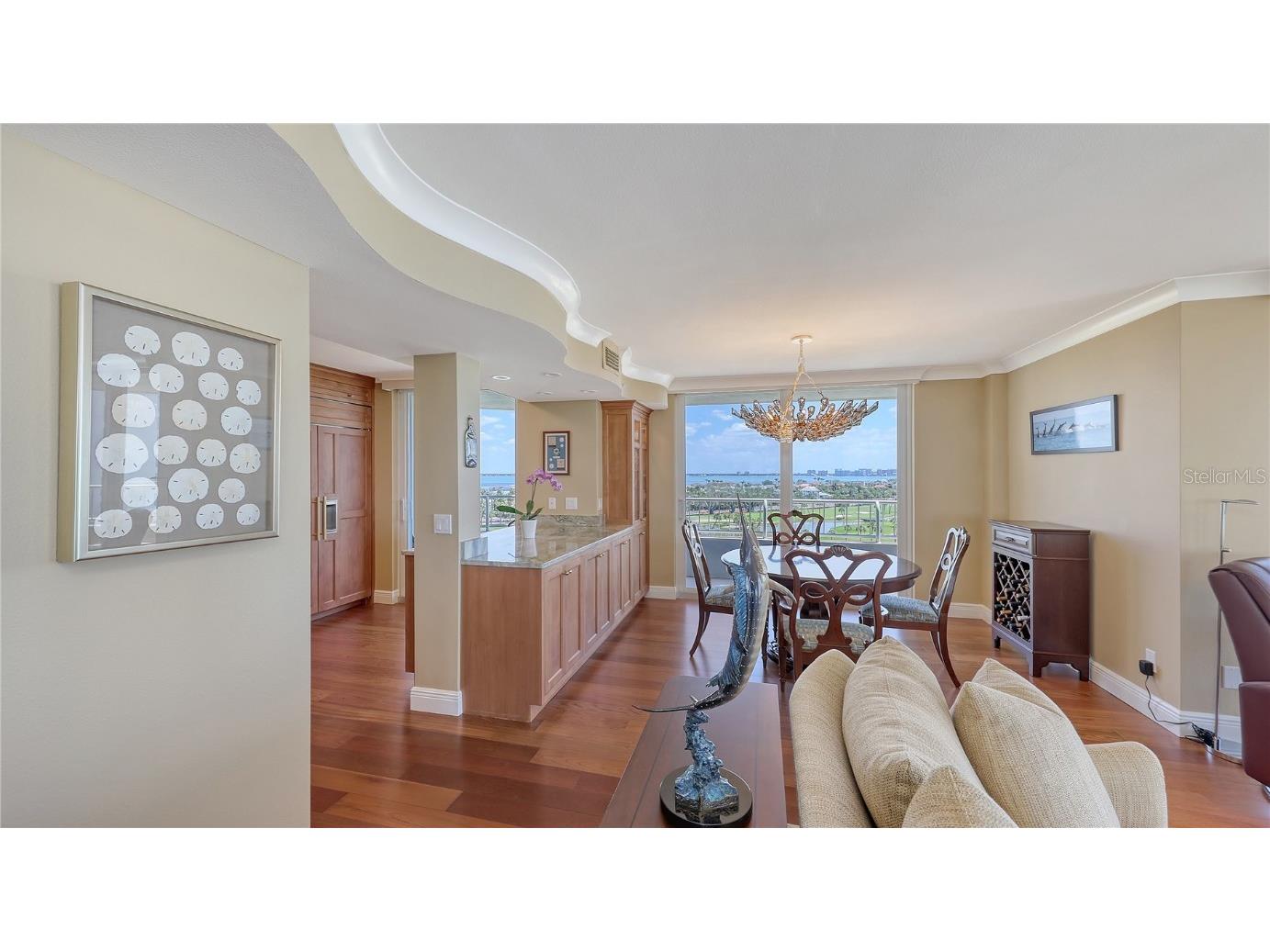 775 Longboat Club Road #807 Longboat Key FL 34228 - GULF OF MEXICO / SARASOTA BAY A4667077 image3