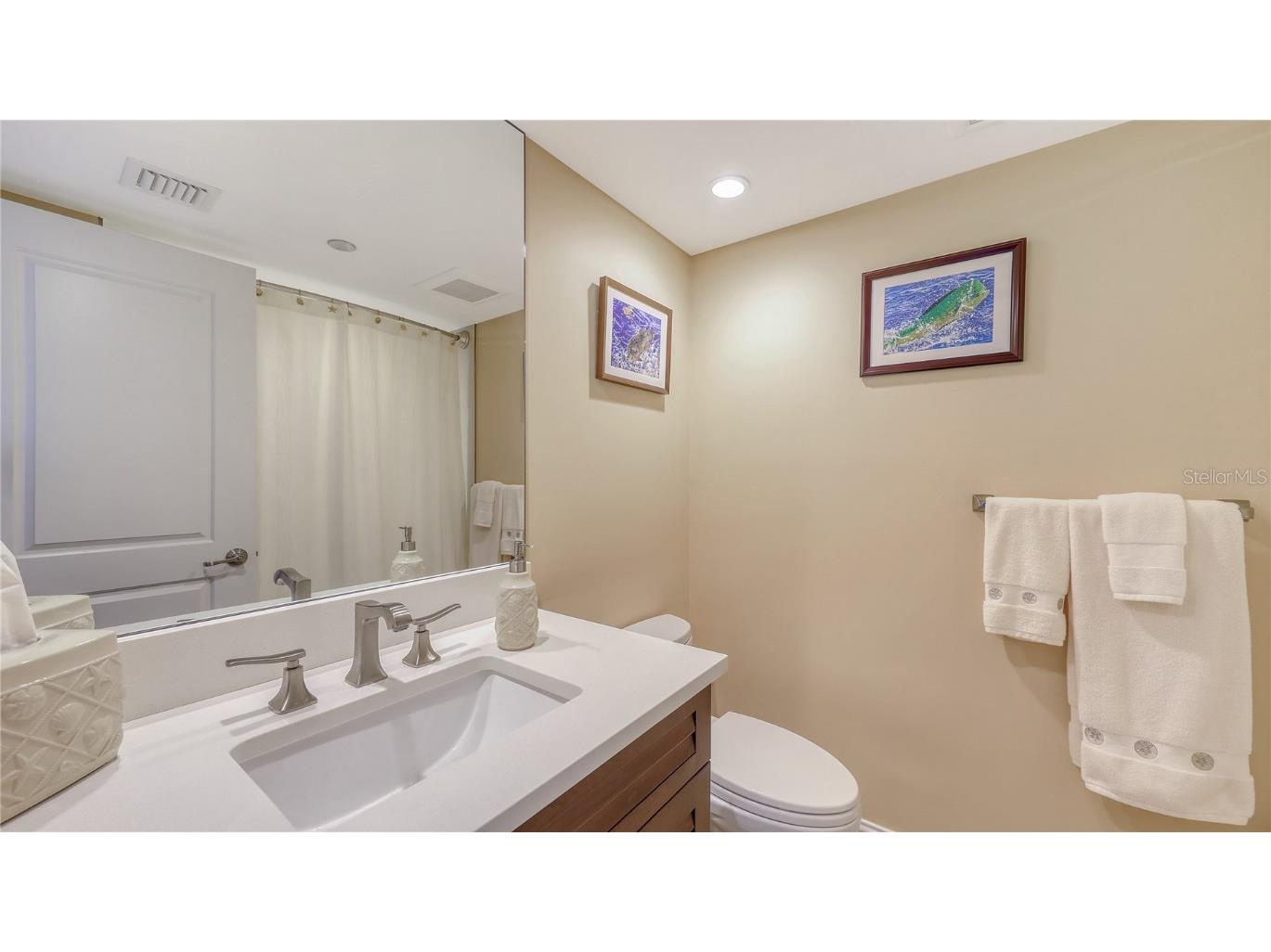 775 Longboat Club Road #807 Longboat Key FL 34228 - GULF OF MEXICO / SARASOTA BAY A4667077 image44