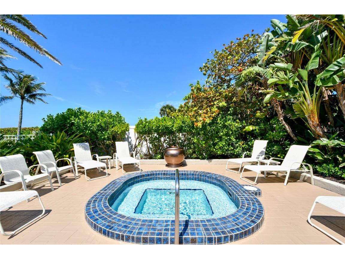 775 Longboat Club Road #807 Longboat Key FL 34228 - GULF OF MEXICO / SARASOTA BAY A4667077 image56