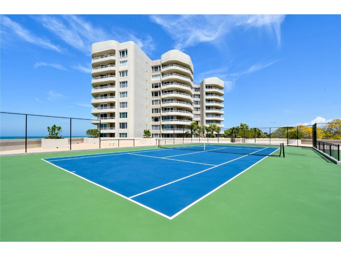 775 Longboat Club Road #807 Longboat Key FL 34228 - GULF OF MEXICO / SARASOTA BAY A4667077 image65