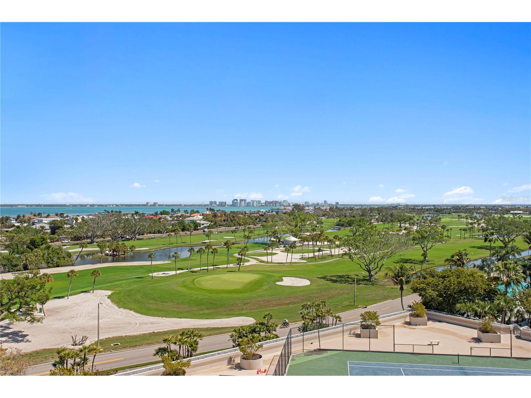 775 Longboat Club Road #808 Longboat Key FL 34228 - GULF OF MEXICO A4683021 image17