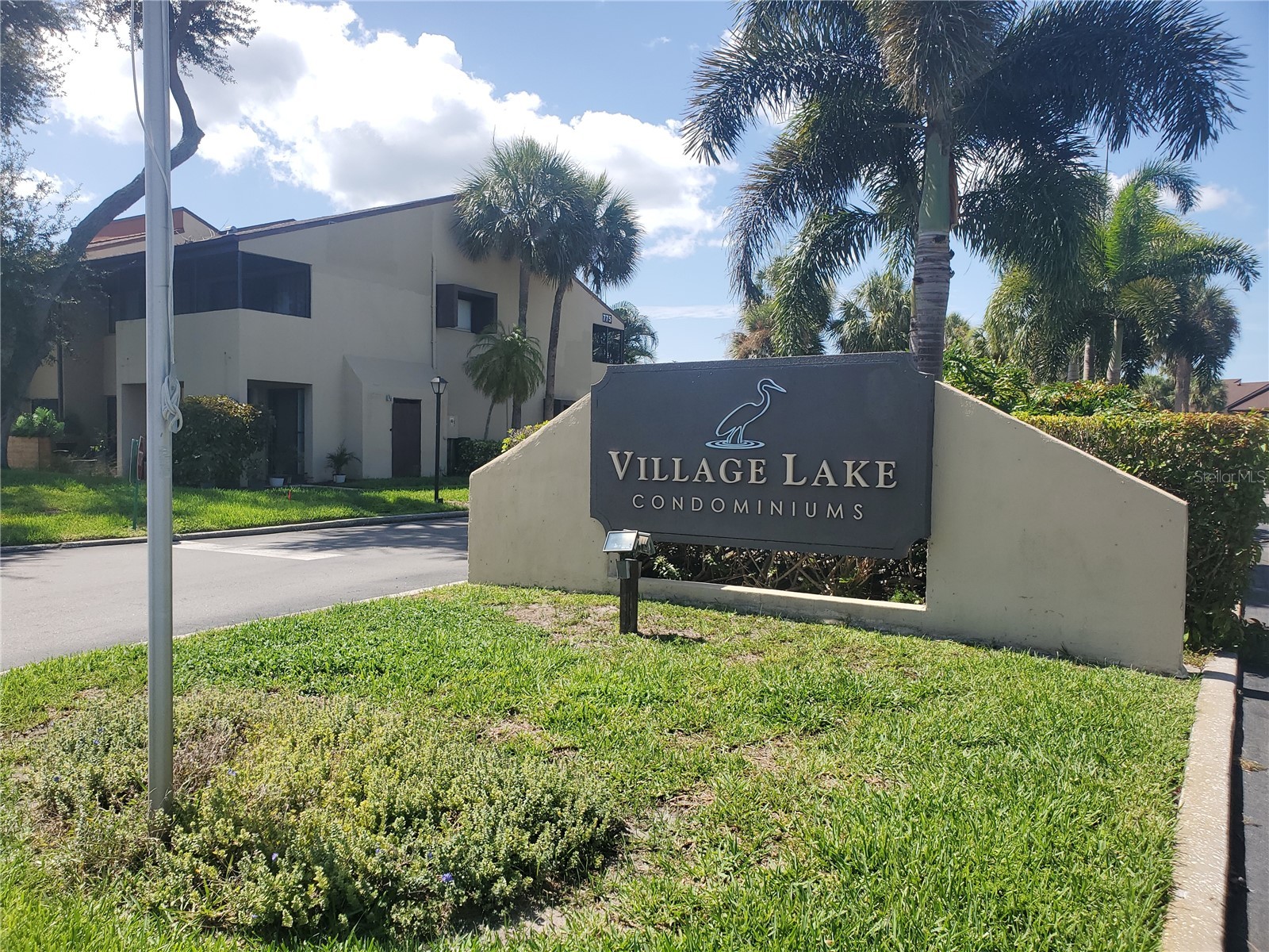 775 N Village Drive N #204 Saint Petersburg FL 33716 TB8528994 image1
