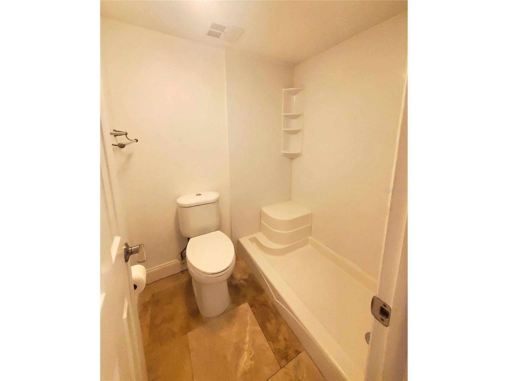 775 N Village Drive N #204 Saint Petersburg FL 33716 TB8528994 image11