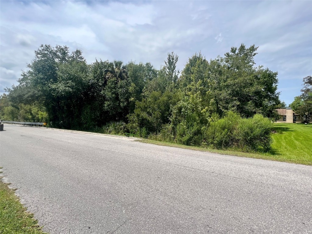 775 NE 2nd Street NE Crystal River FL 34429 A4565954 image1