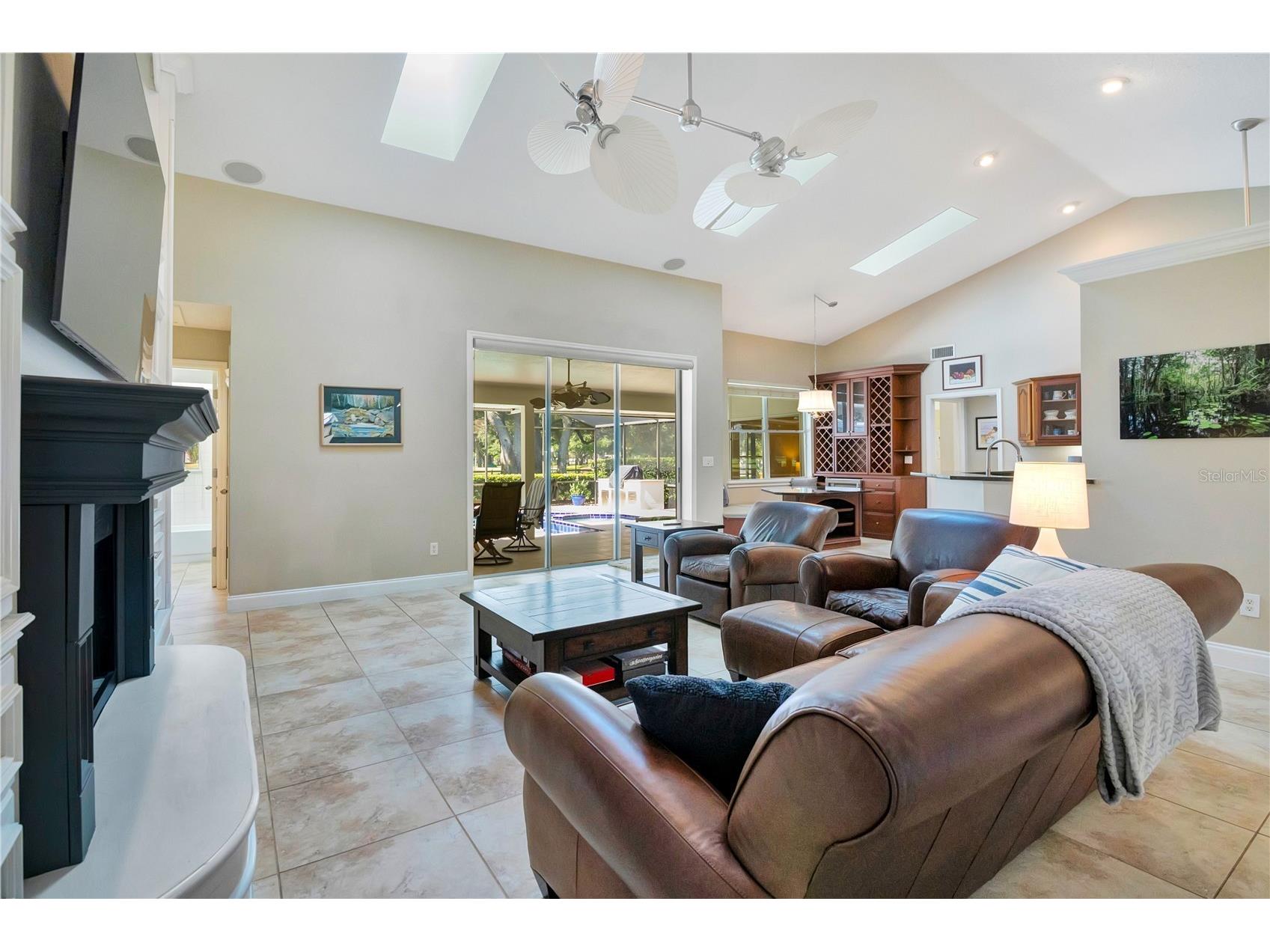 7750 Apple Tree Circle Orlando FL 32819 O6420397 image18