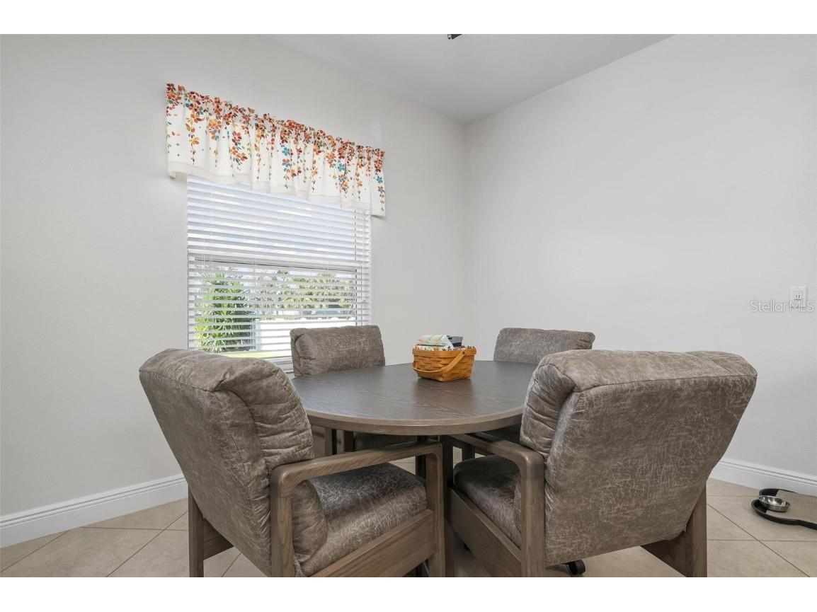 7750 Ridgelake Circle Bradenton FL 34203 A4656001 image23