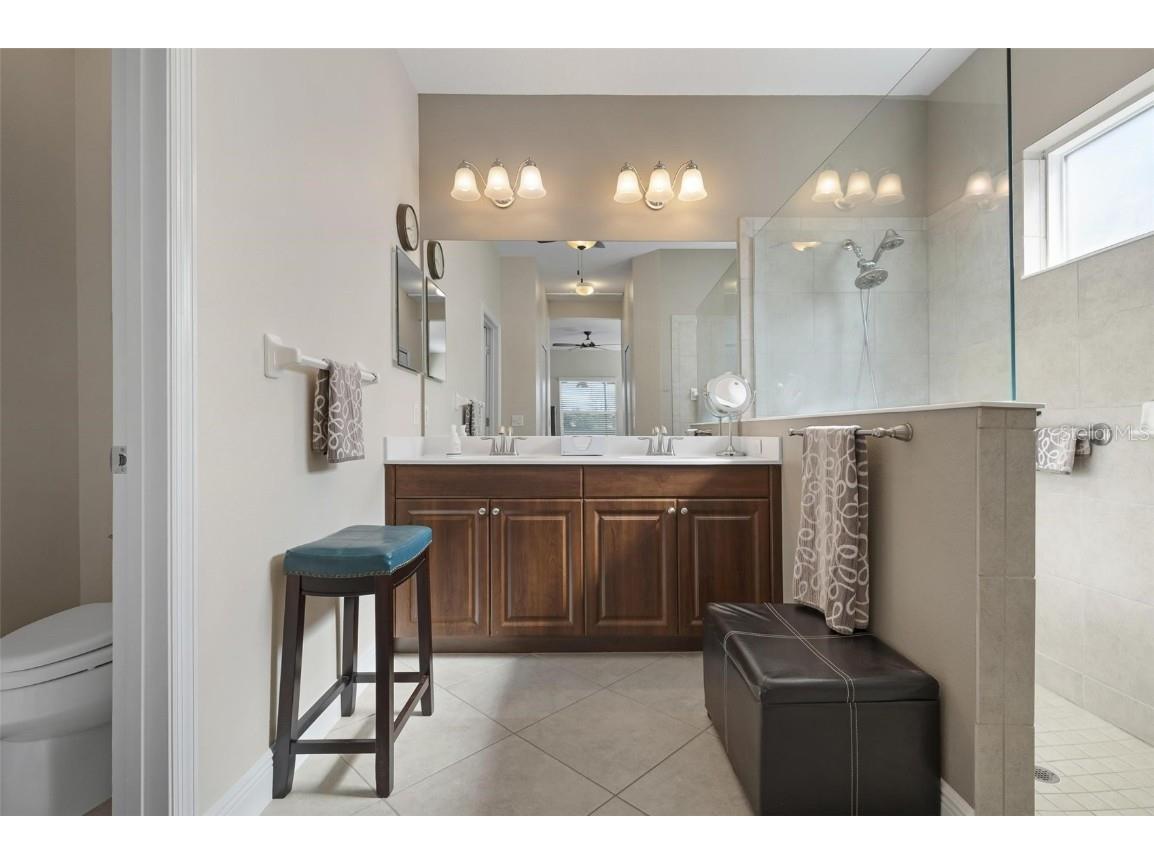 7750 Ridgelake Circle Bradenton FL 34203 A4656001 image35