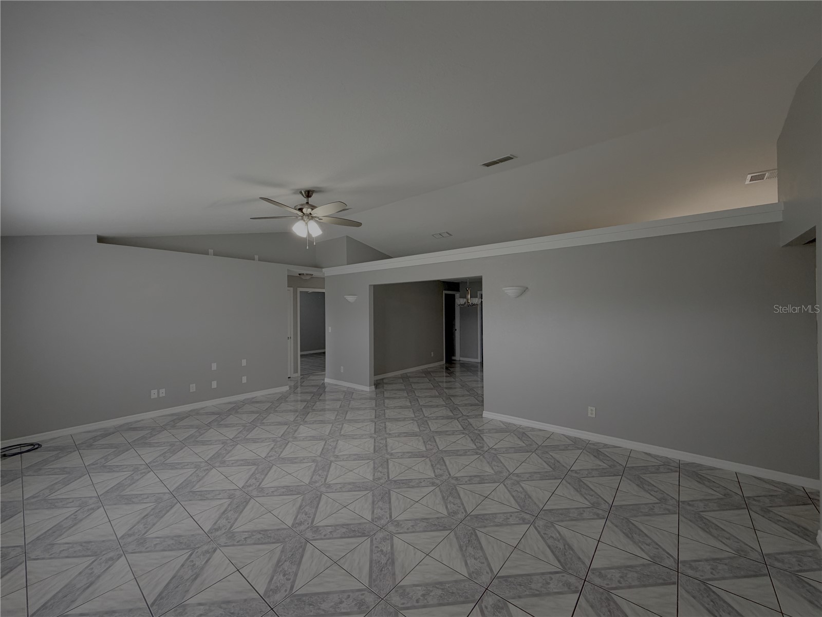 7750 SE 150 Avenue Morriston FL 32668 OM723849 image4