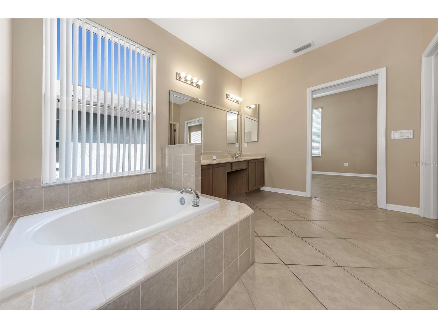 7754 Stoneleigh Drive Land O Lakes FL 34637 TB8485856 image22