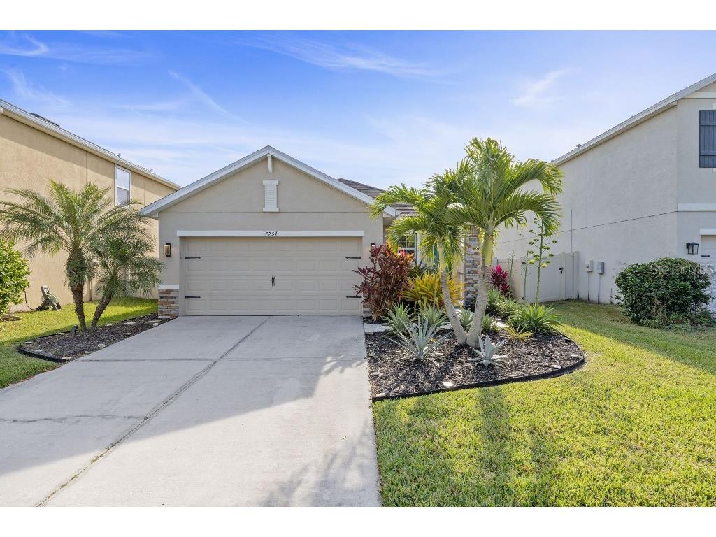 7754 Tuscan Bay Circle Wesley Chapel FL 33545 TB8454538 image1