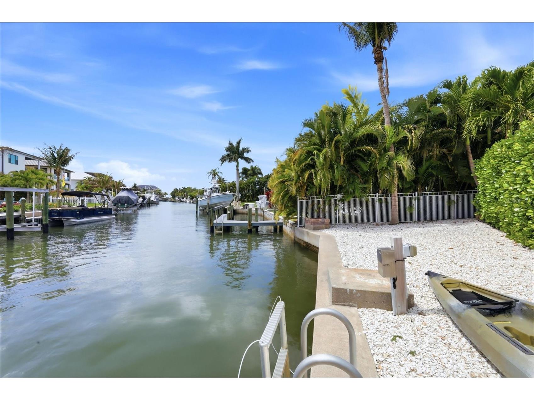 7755 Holiday Drive N Sarasota FL 34231 A4687403 image48