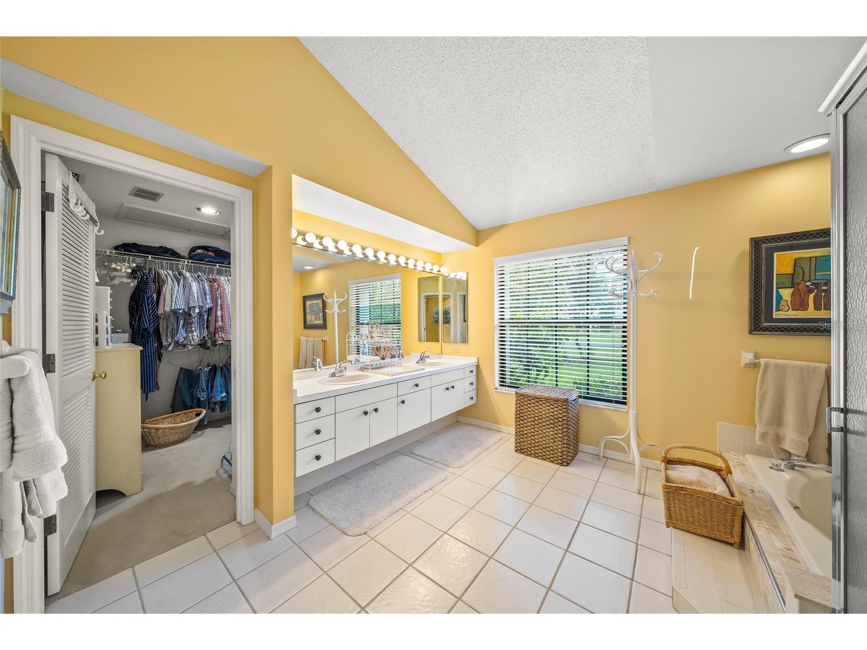 7758 Silver Bell Drive Sarasota FL 34241 A4689138 image25