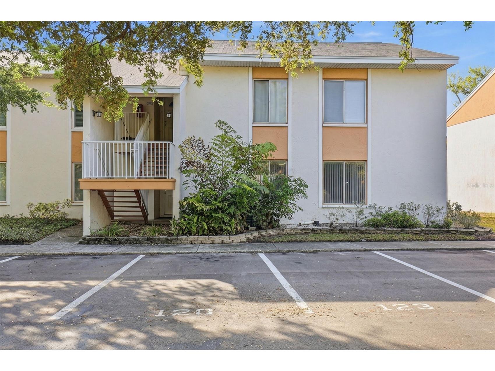776 100th Avenue N #104 Saint Petersburg FL 33702 TB8491170 image1