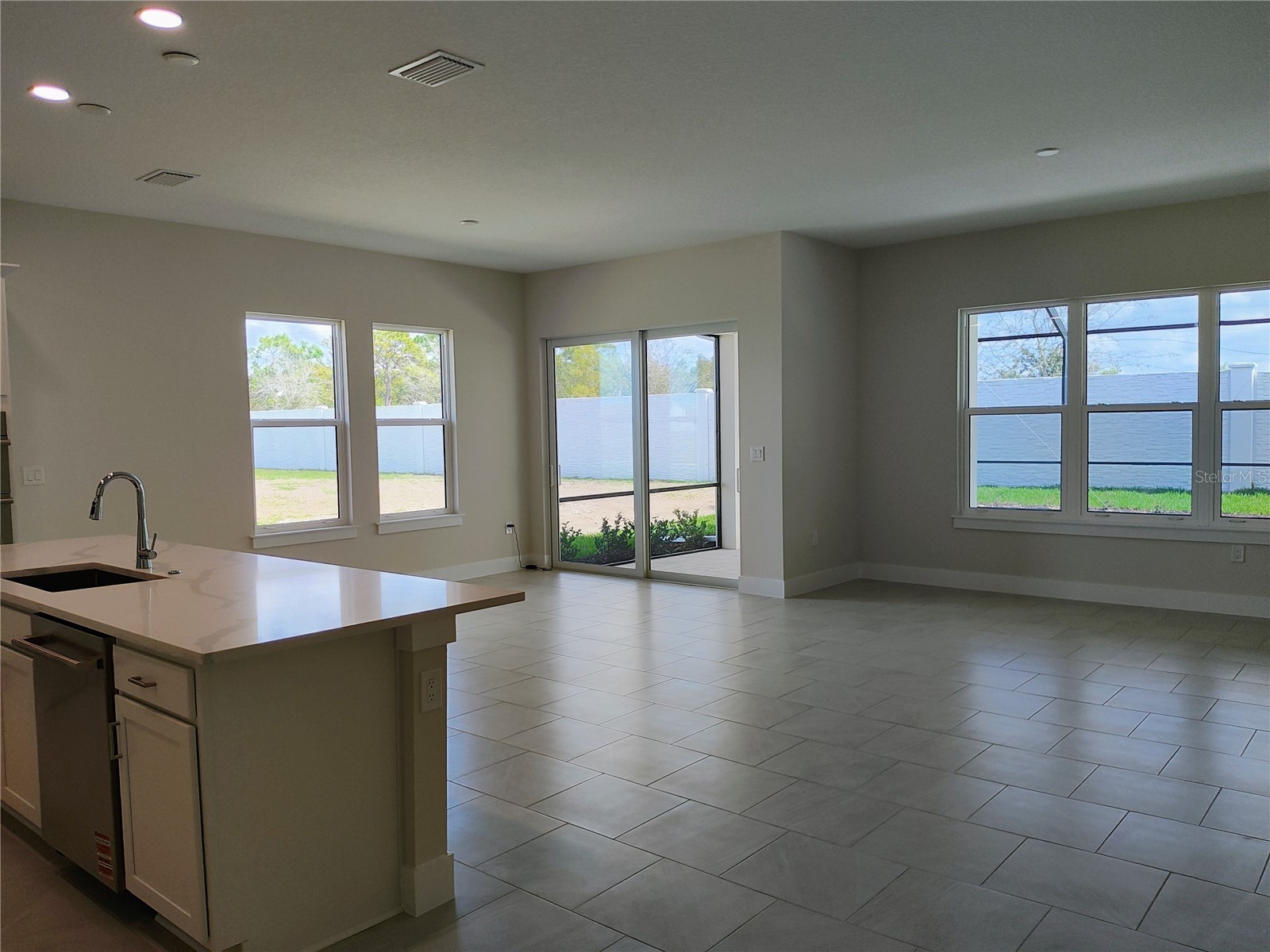 776 Anegada Lane Sarasota FL 34234 A4696936 image4