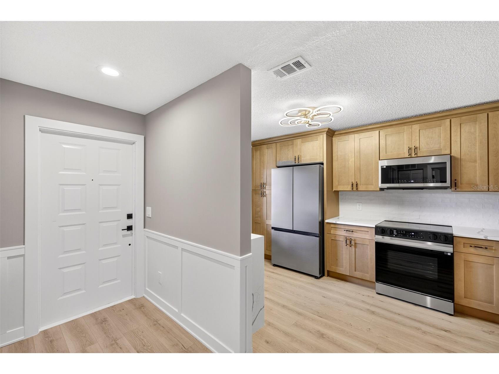 7761 Jewel Lane #202 Naples FL 34109 C7516467 image13