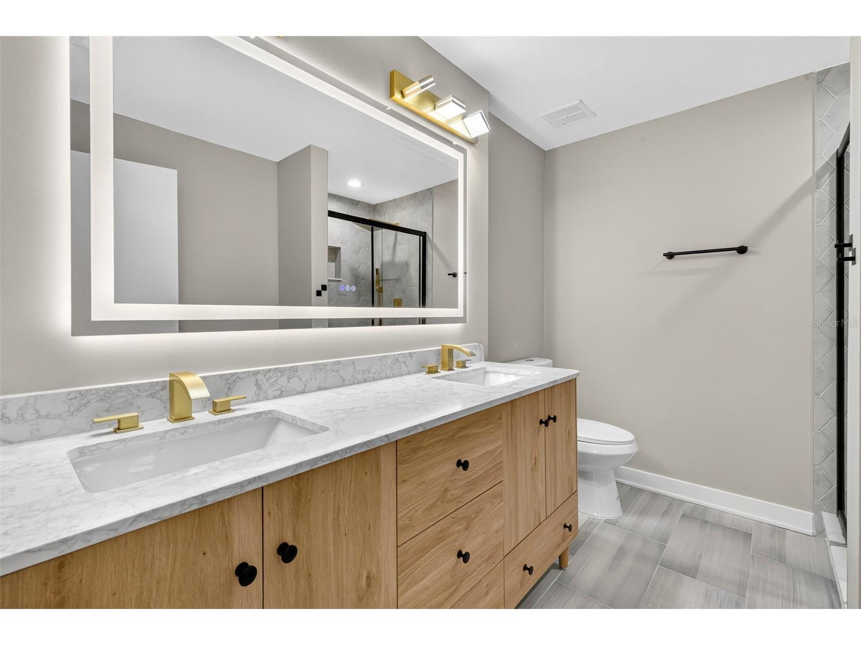 7761 Jewel Lane #202 Naples FL 34109 C7516467 image26