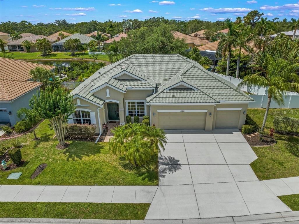 7762 Arolla Pine Boulevard Sarasota FL 34240 A4572716 image1