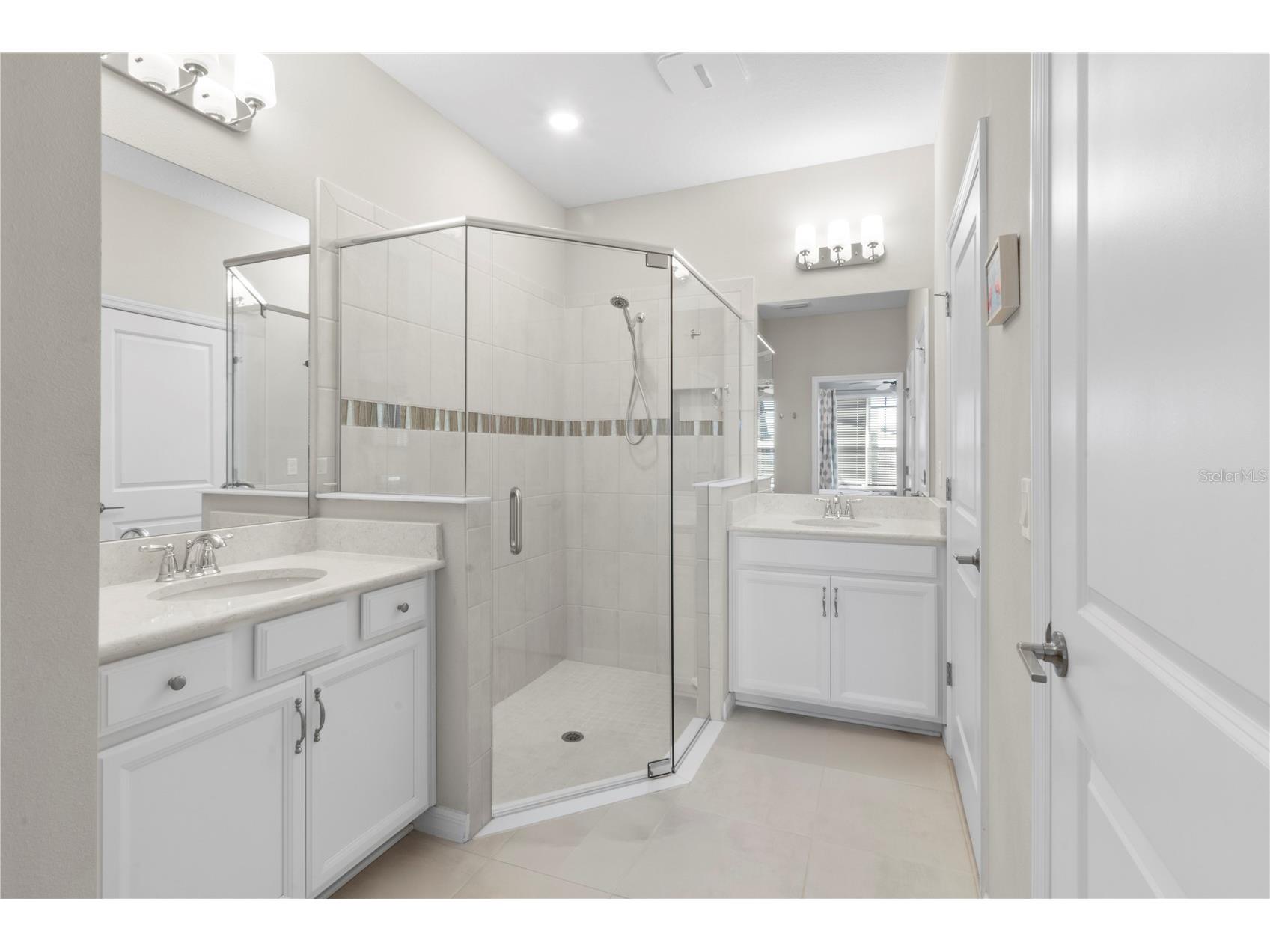 7763 Nightfall Terrace Sarasota FL 34241 A4681756 image18