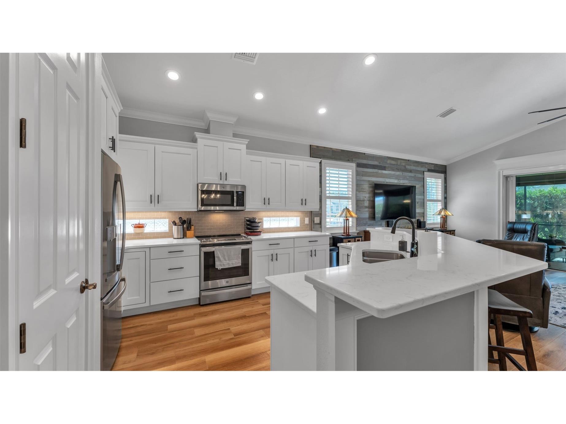 7766 Lake James Boulevard Lakeland FL 33810 L4959907 image11