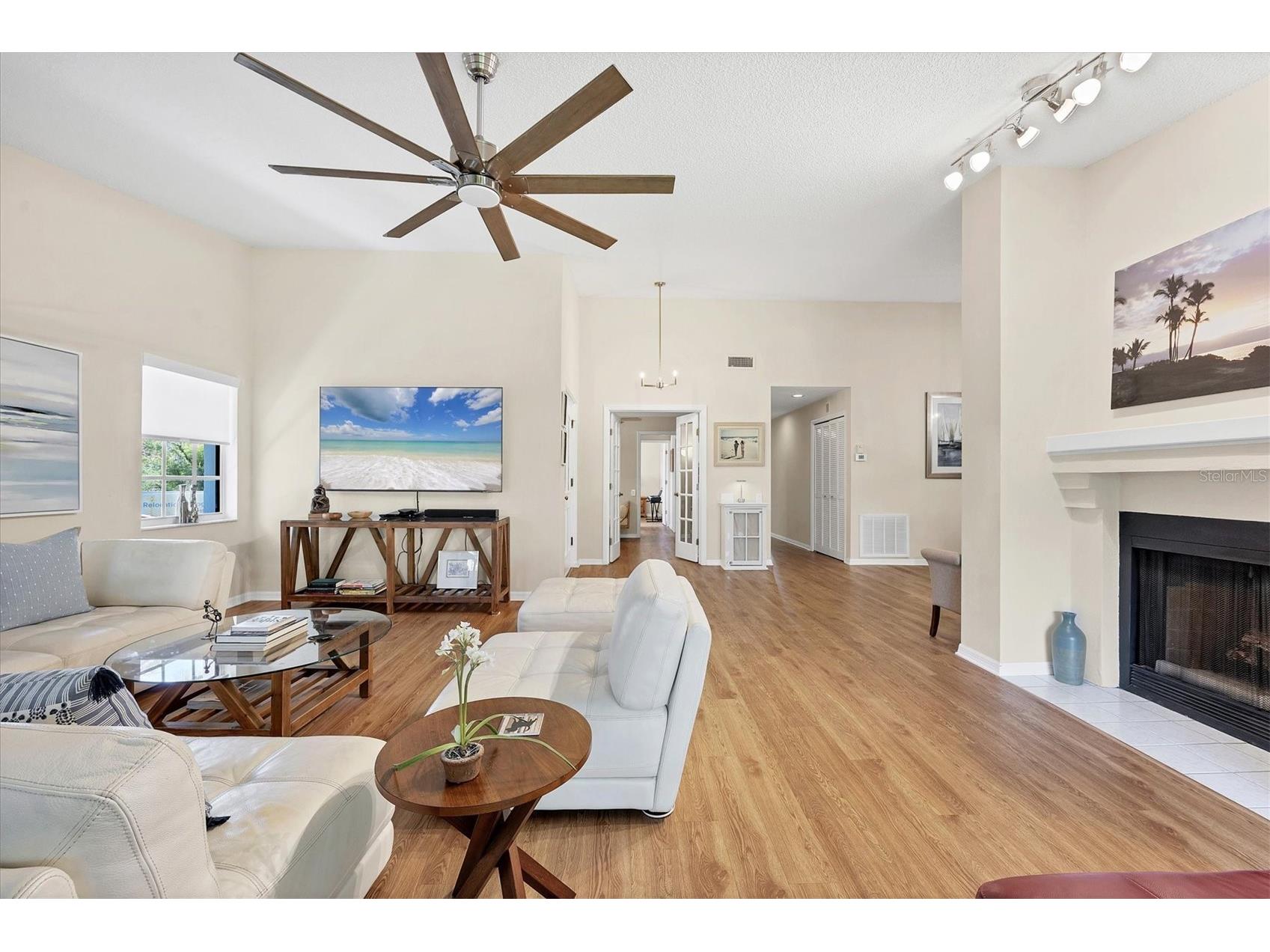 7768 Fairway Woods Drive Sarasota FL 34238 A4668745 image10