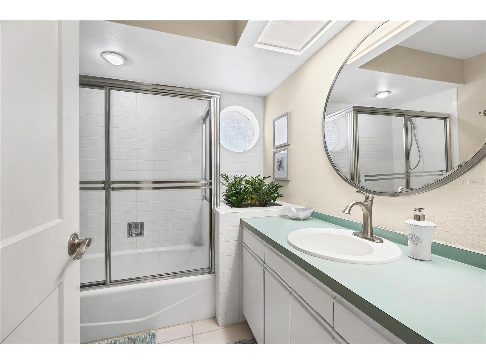 7768 Fairway Woods Drive Sarasota FL 34238 A4668745 image33