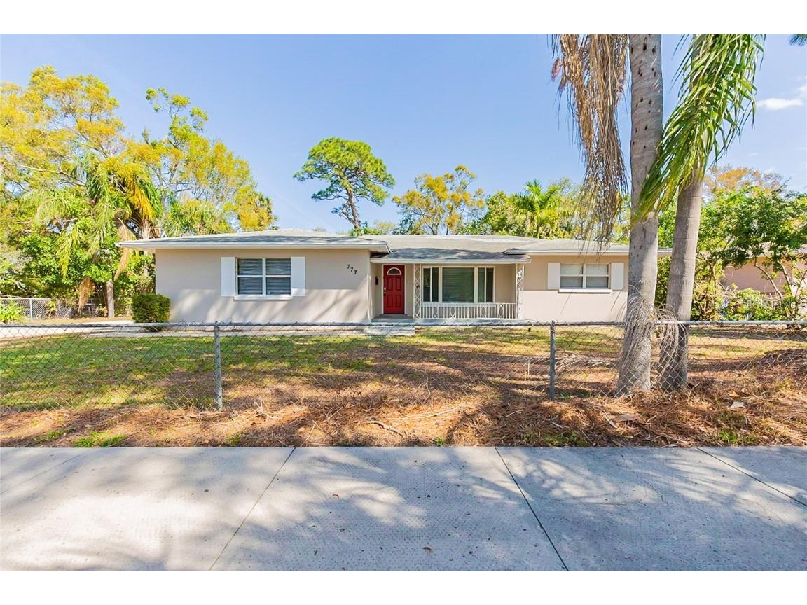 777 27th Avenue S Saint Petersburg FL 33705 O6286432 image1