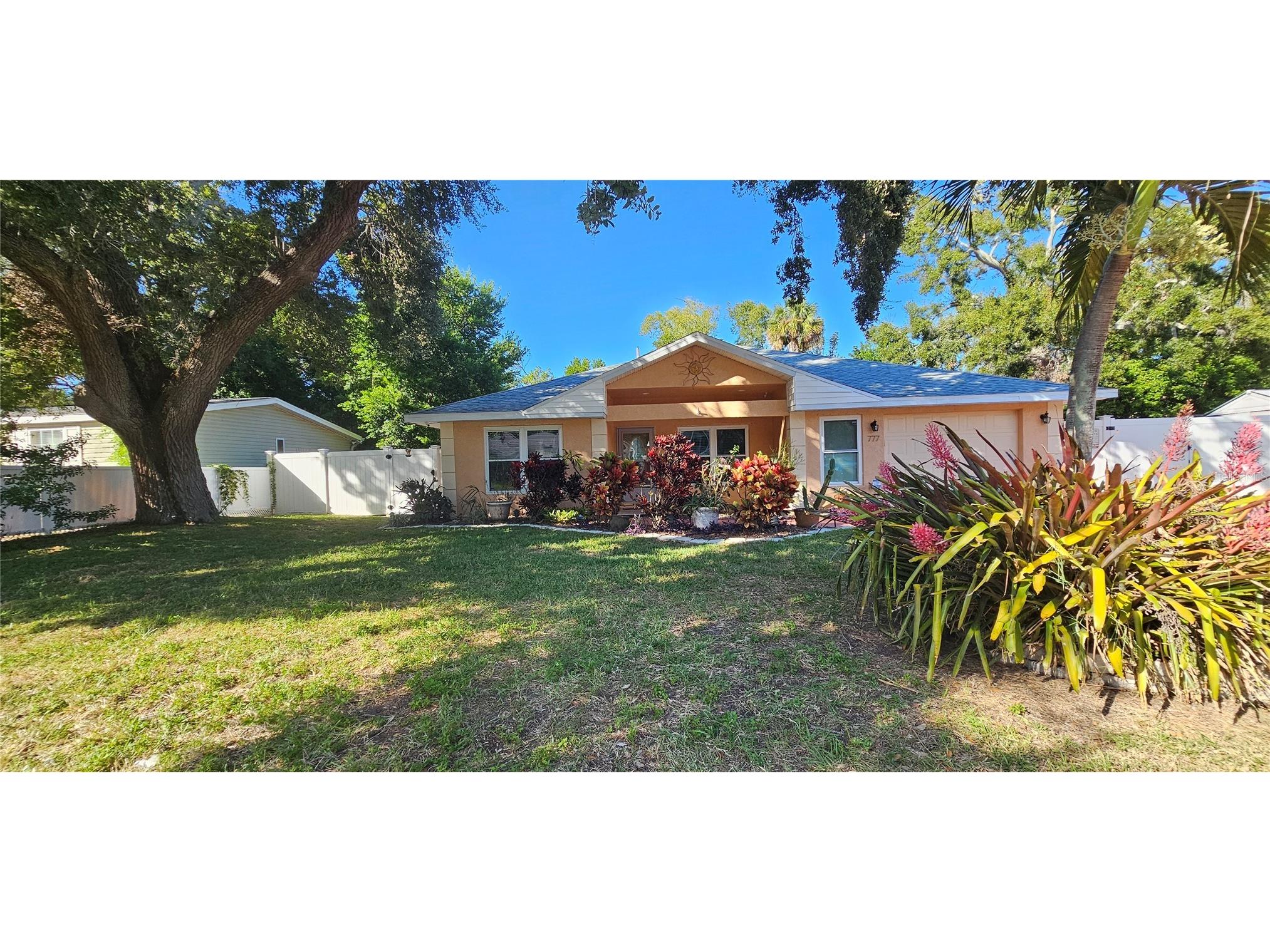 777 35th Avenue S Saint Petersburg FL 33705 TB8439472 image1
