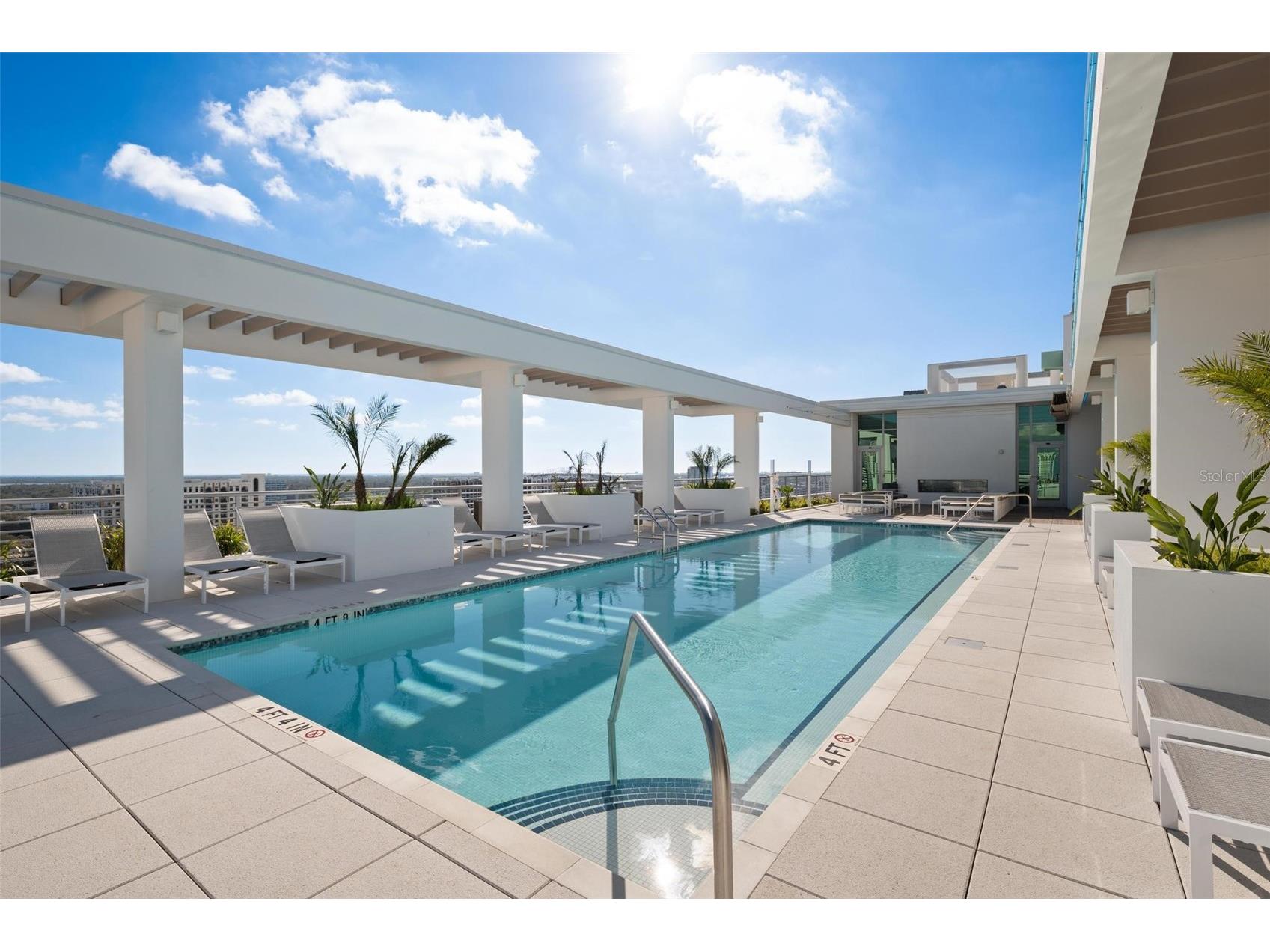 777 3rd Ave N #1403 Saint Petersburg FL 33701 TB8379797 image26