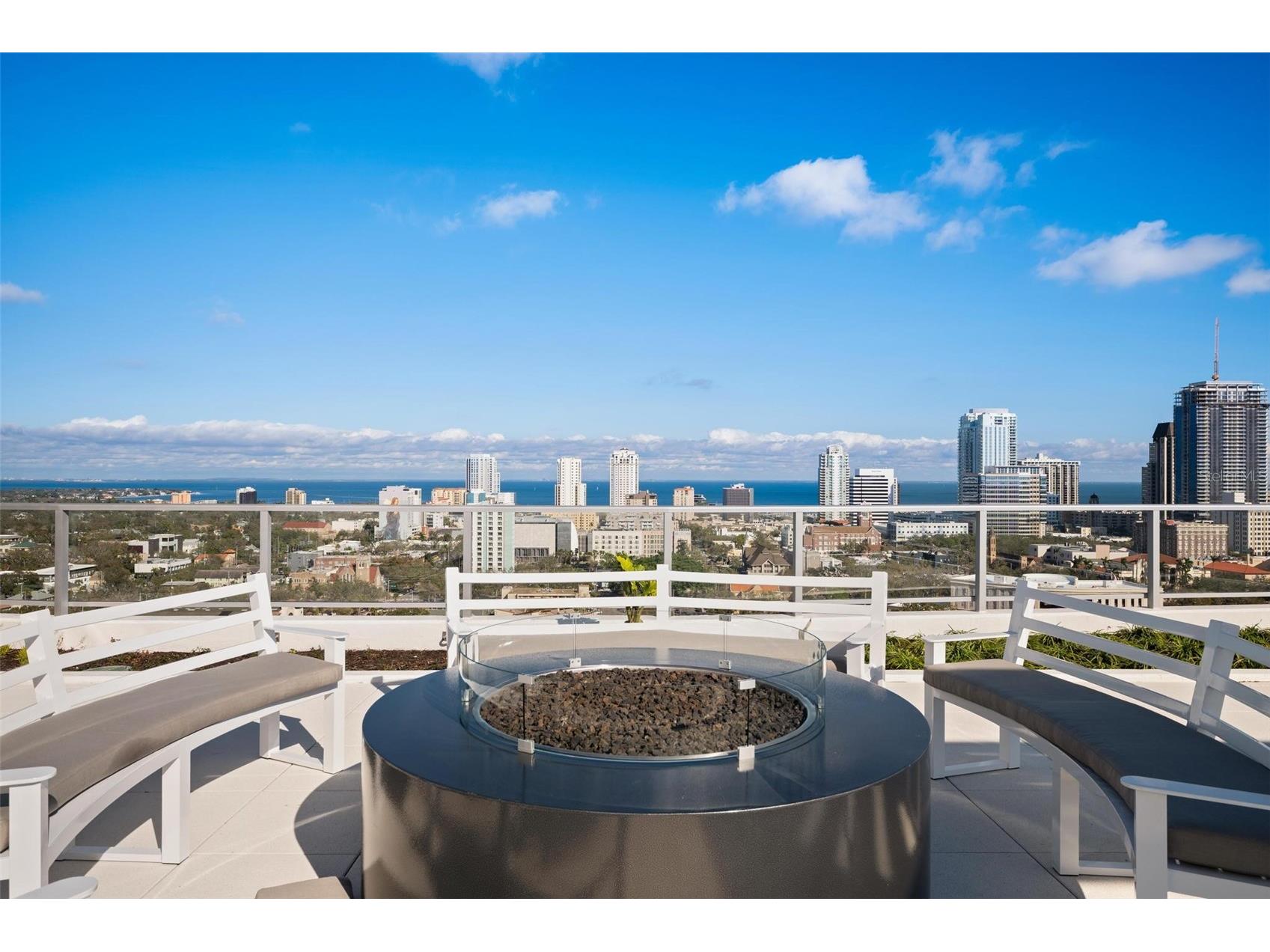 777 3rd Ave N #1403 Saint Petersburg FL 33701 TB8379797 image29