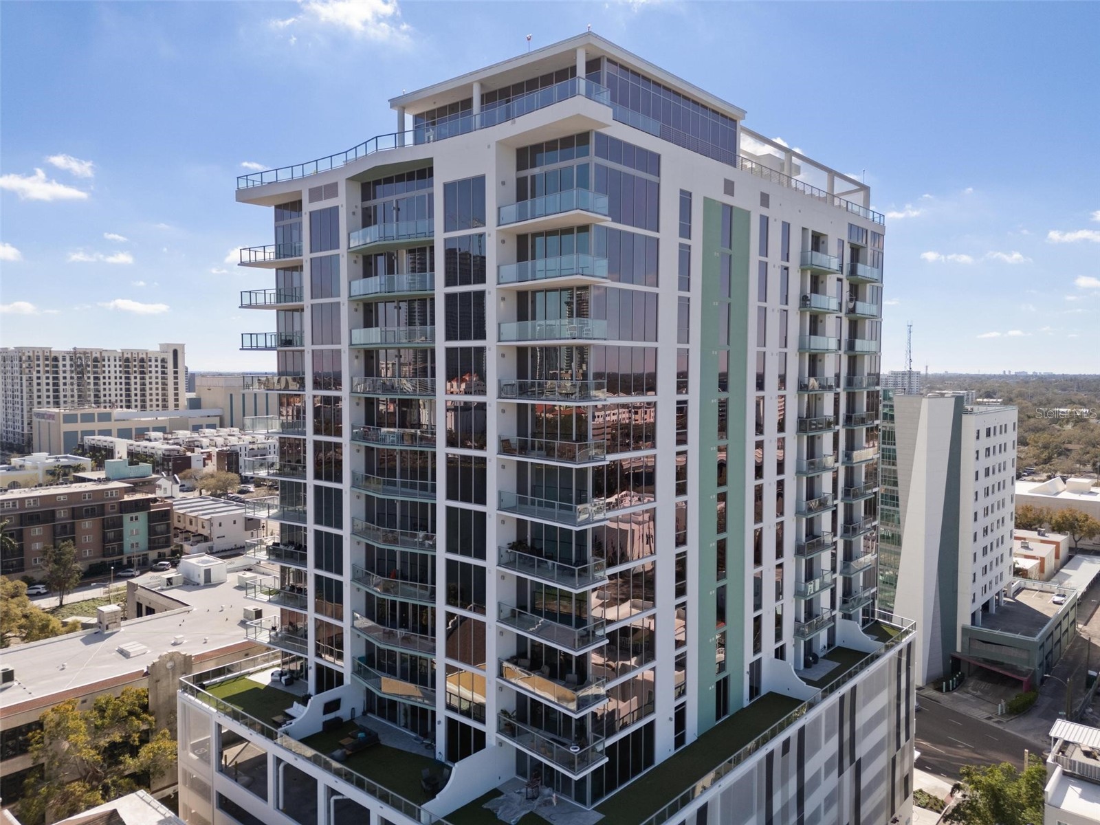 777 3rd Ave N #1403 Saint Petersburg FL 33701 TB8379797 image49