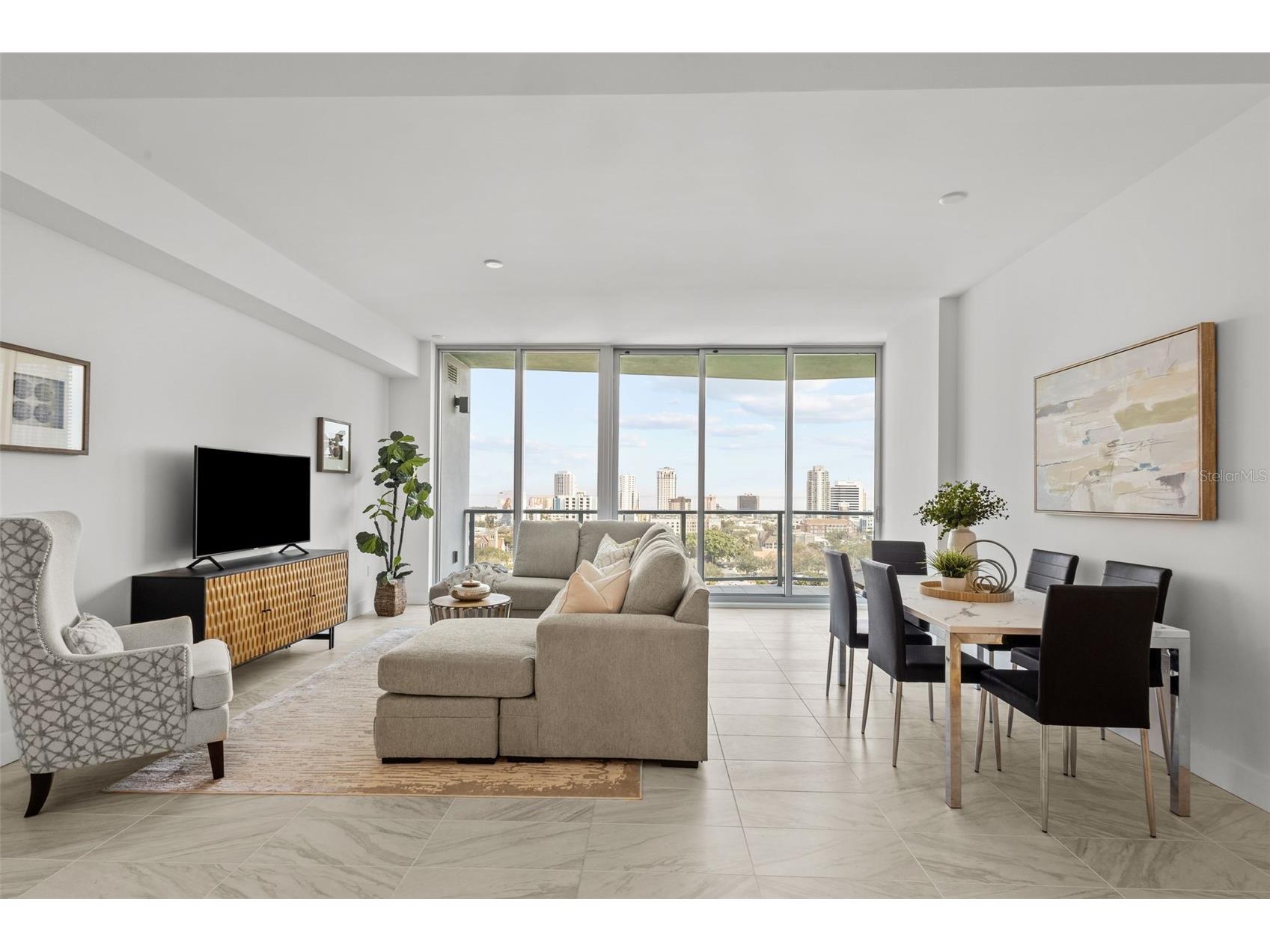 777 3rd Ave N #1504A Saint Petersburg FL 33701 TB8477061 image10