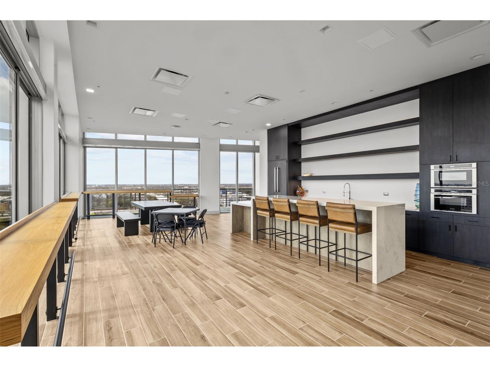 777 3rd Ave N #1504A Saint Petersburg FL 33701 TB8477061 image35