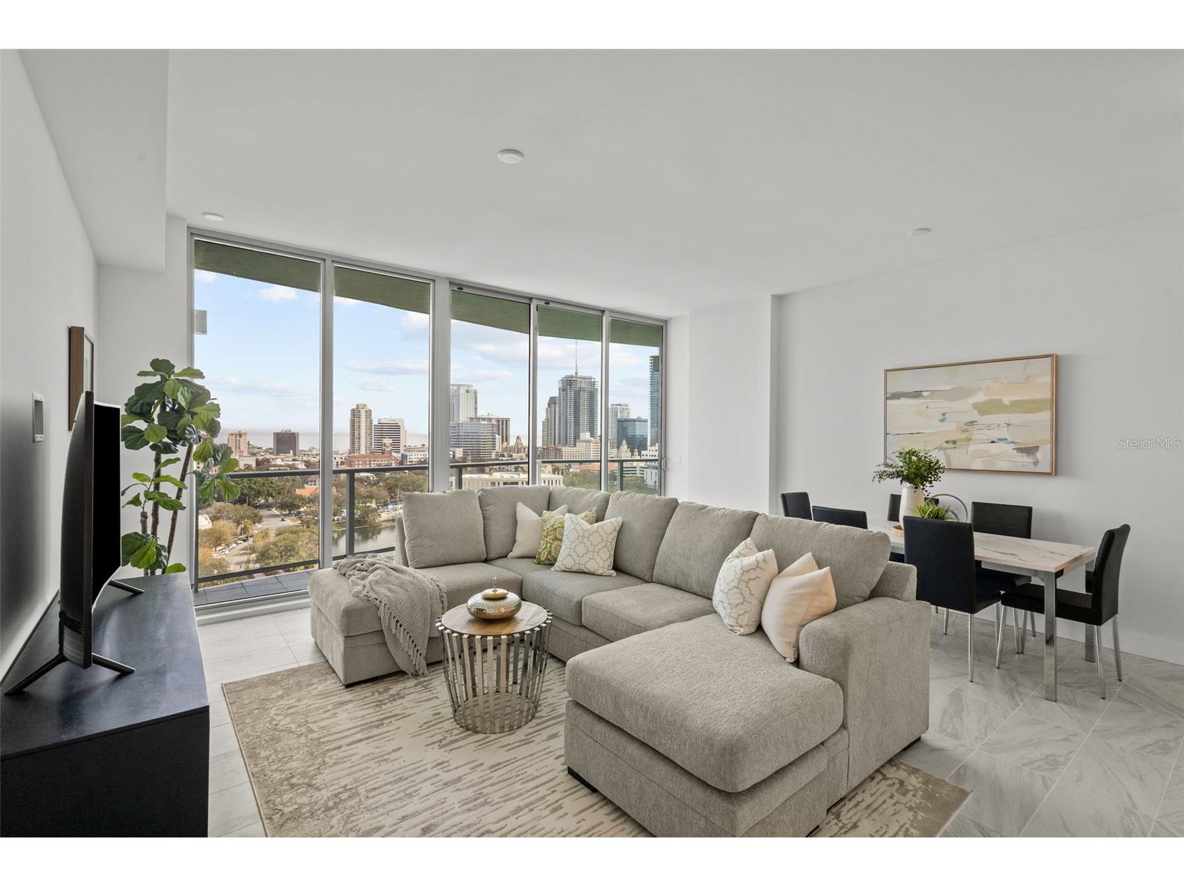 777 3rd Ave N #1504A Saint Petersburg FL 33701 TB8477061 image9