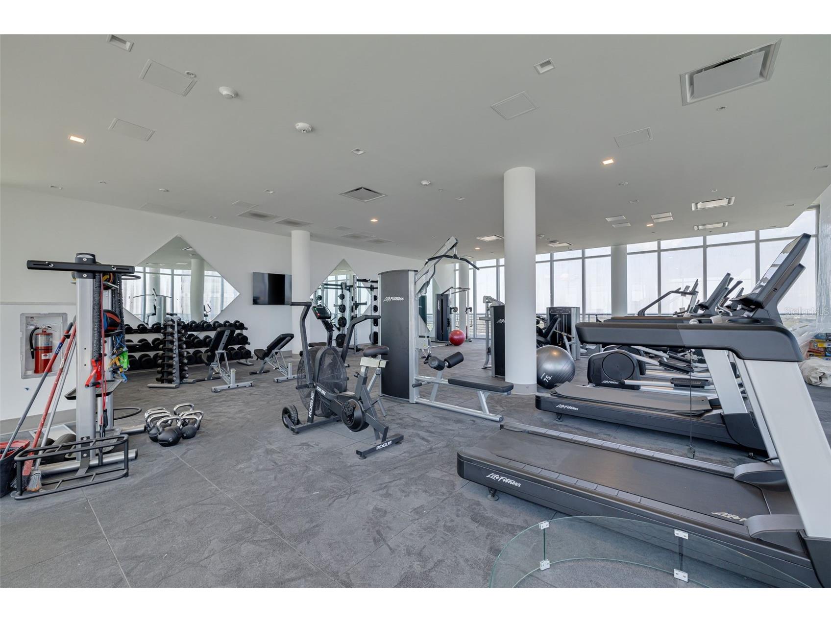 777 3rd Avenue N #1104 Saint Petersburg FL 33701 TB8494984 image21