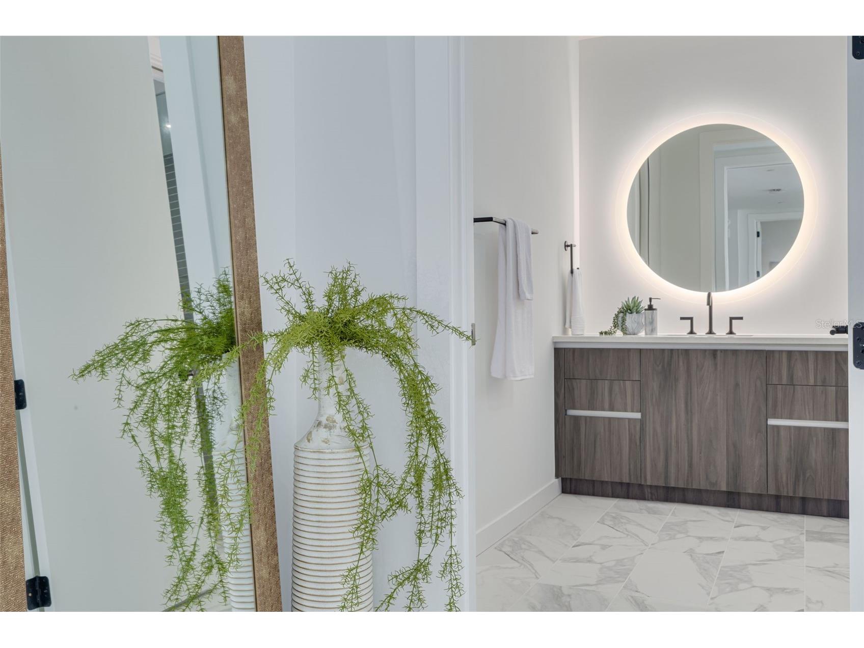 777 3rd Avenue N #1104 Saint Petersburg FL 33701 TB8509036 image32