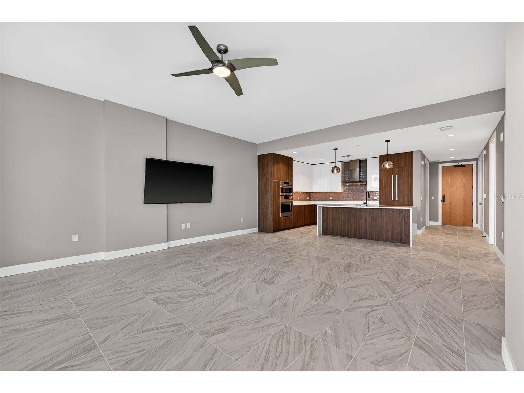 777 3rd Avenue N #1106 Saint Petersburg FL 33701 TB8464578 image20