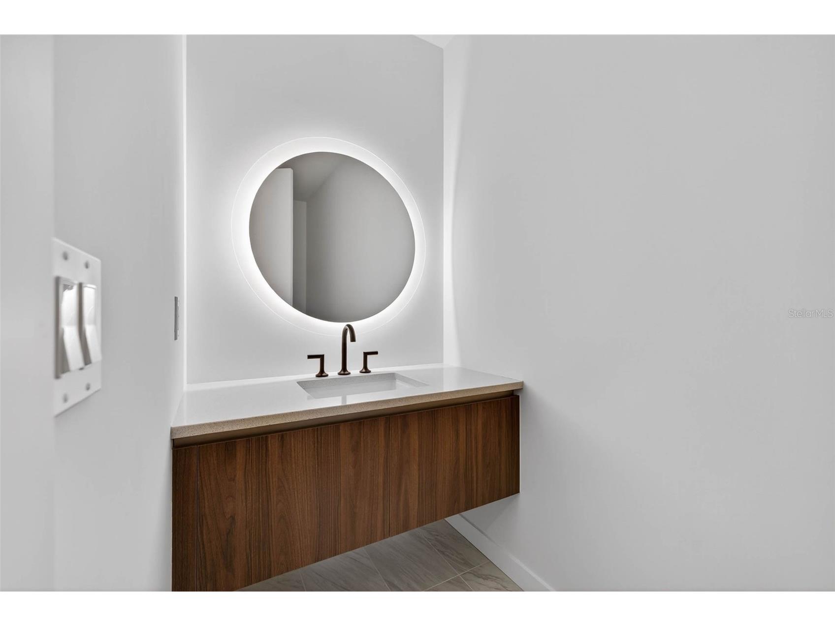 777 3rd Avenue N #1106 Saint Petersburg FL 33701 TB8464578 image23