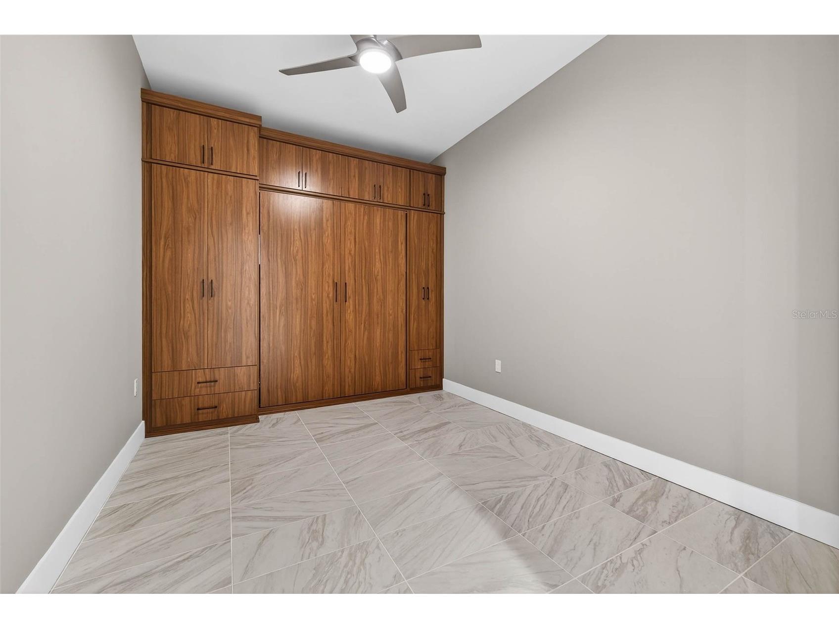 777 3rd Avenue N #1106 Saint Petersburg FL 33701 TB8464578 image29