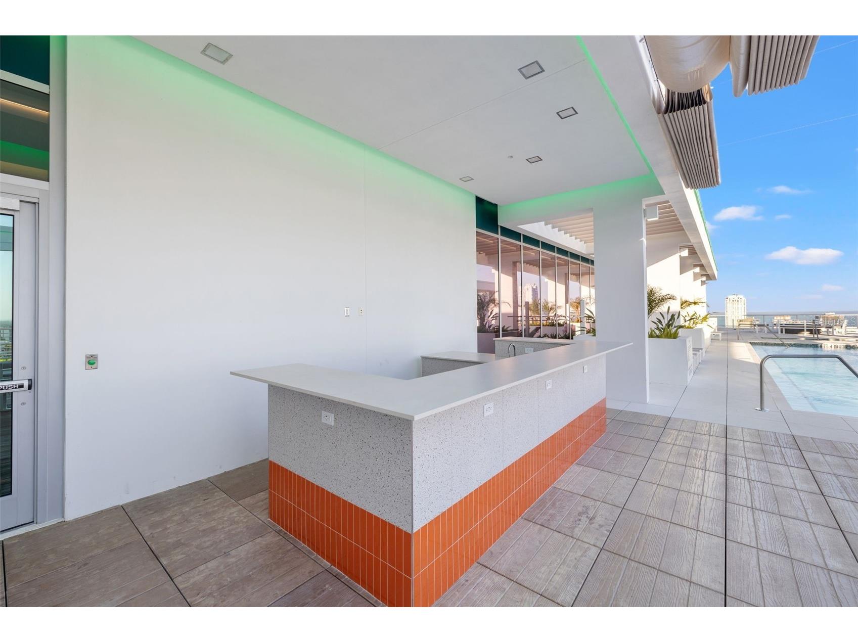 777 3rd Avenue N #1106 Saint Petersburg FL 33701 TB8464578 image49