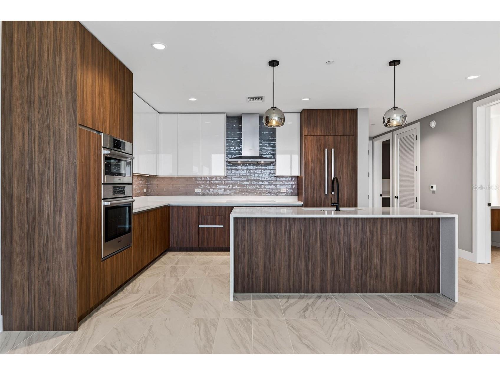 777 3rd Avenue N #1106 Saint Petersburg FL 33701 TB8464578 image8