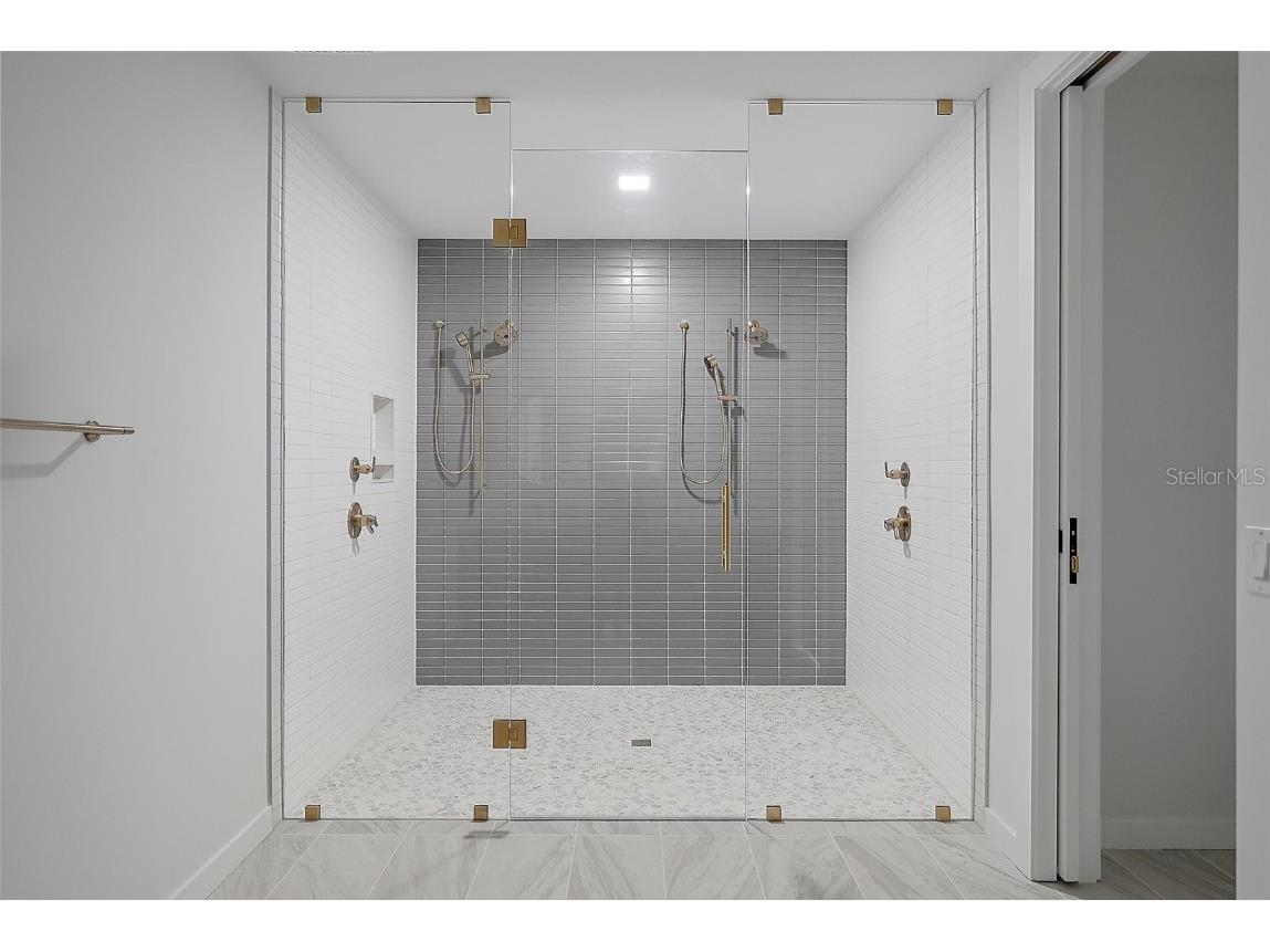 777 3rd Avenue N #1203 Saint Petersburg FL 33701 TB8420090 image14